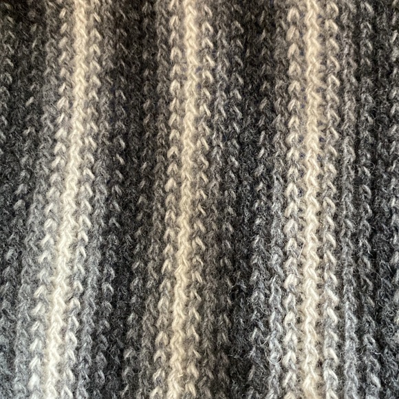 Wool Blend Made in Italy Scarf - Picture 4 of 4